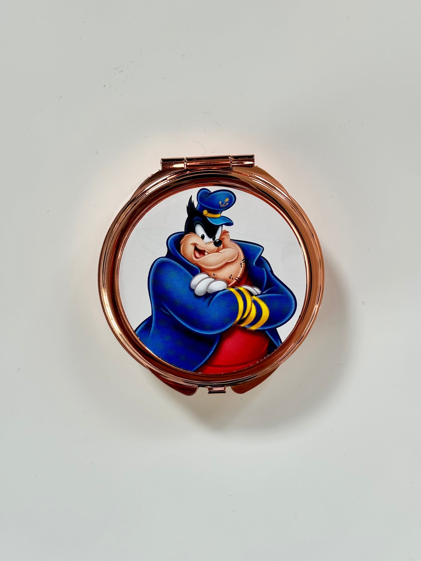 Pete Compact Container