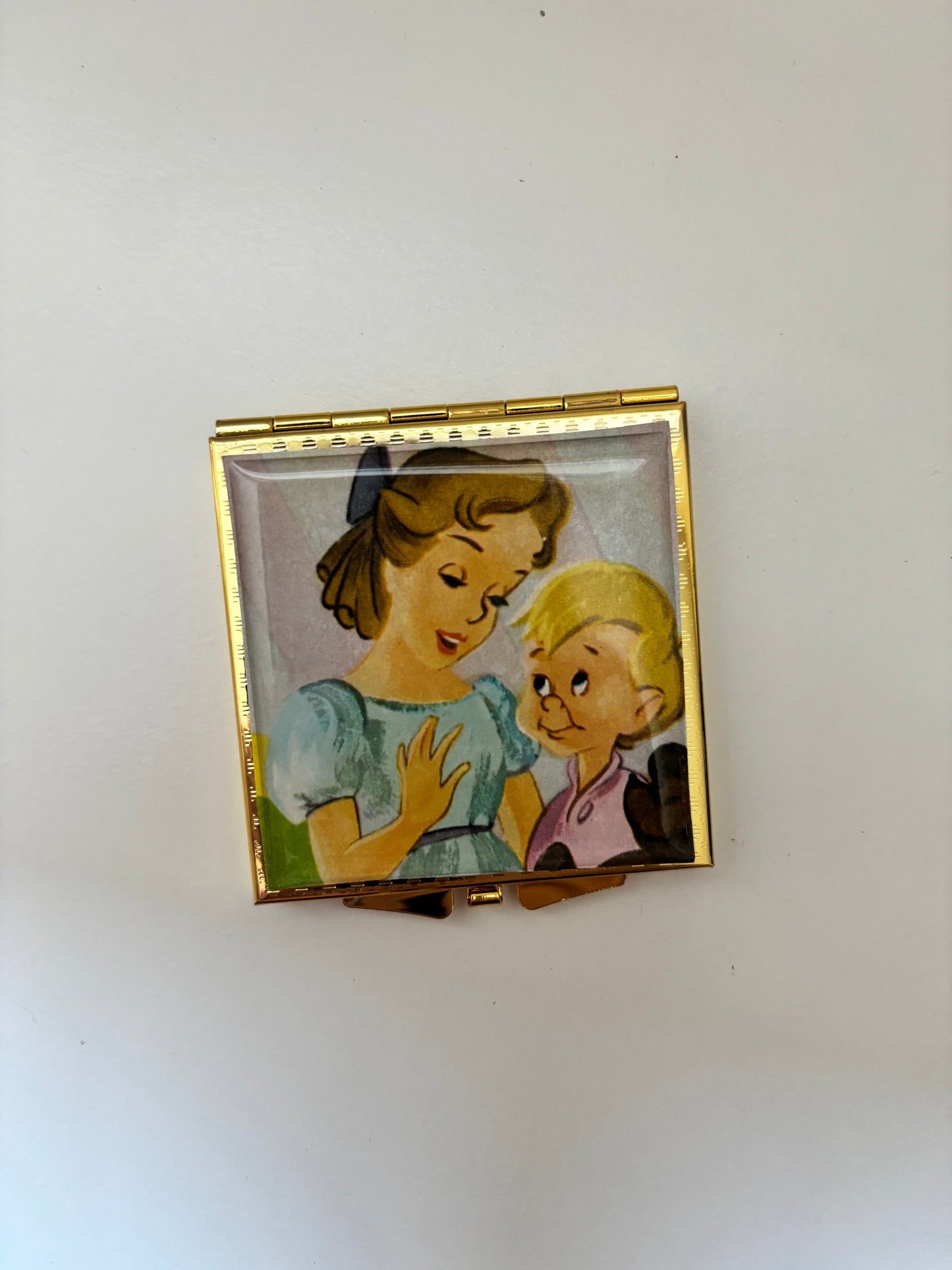 Neverland Mirror