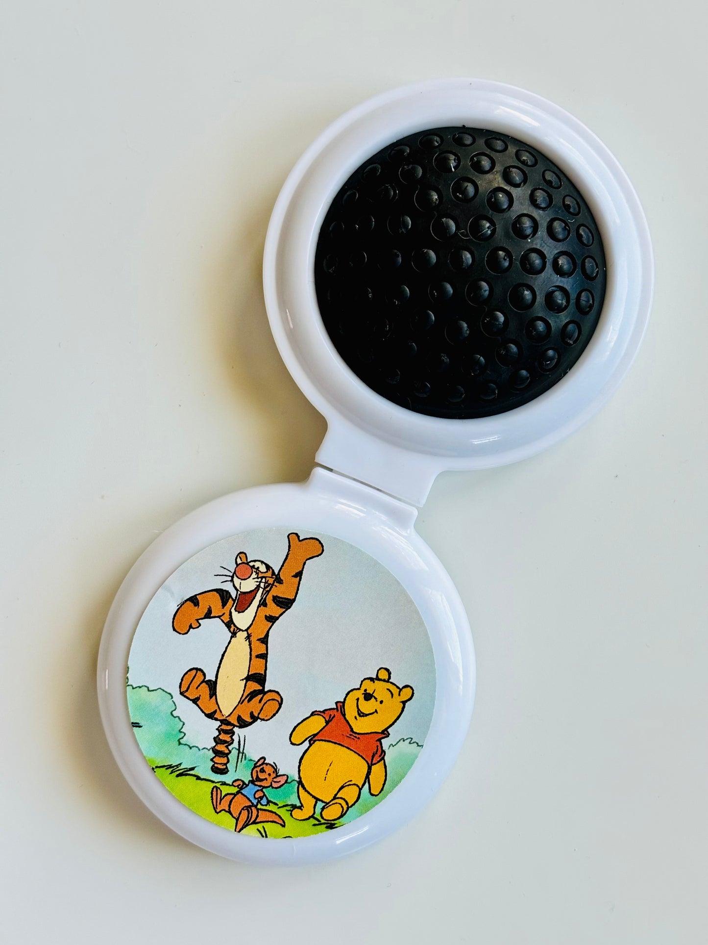 Tigger Pooh 2 Compact Brush