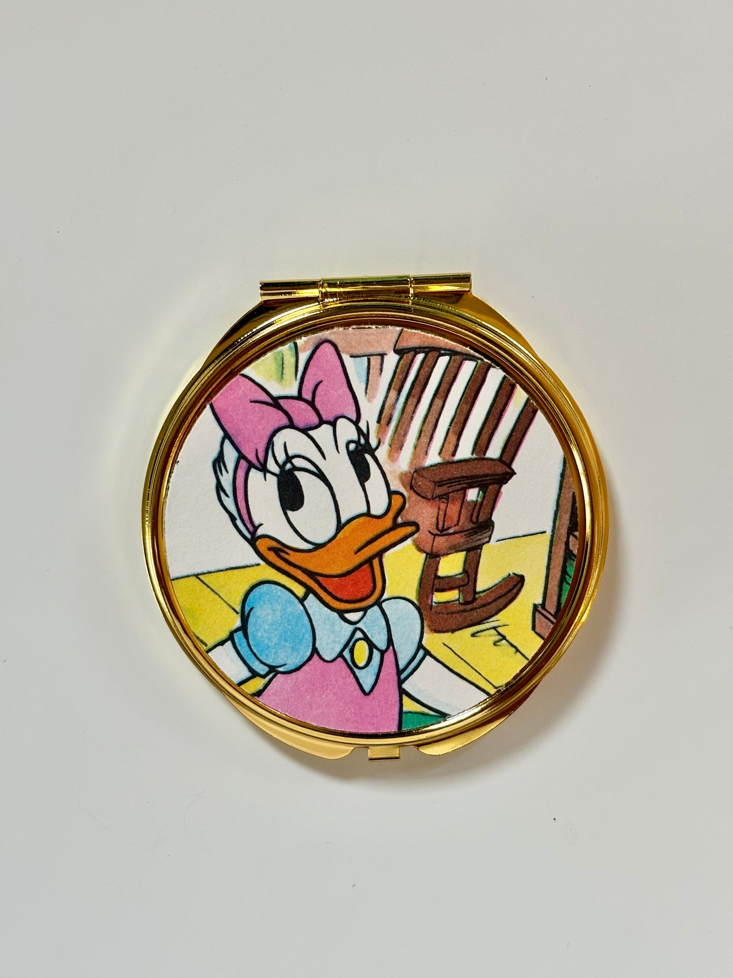Daisy Mirror