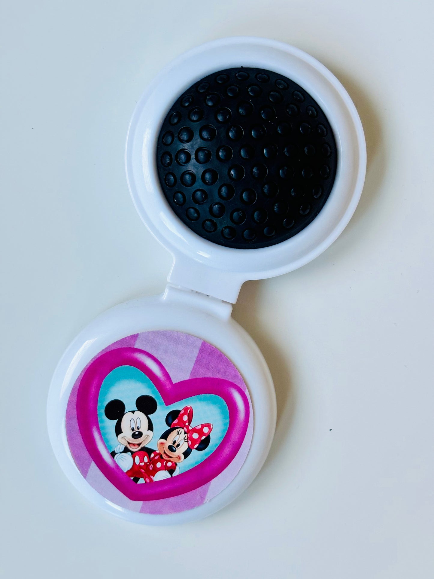 Mick Min Heart Compact Brush