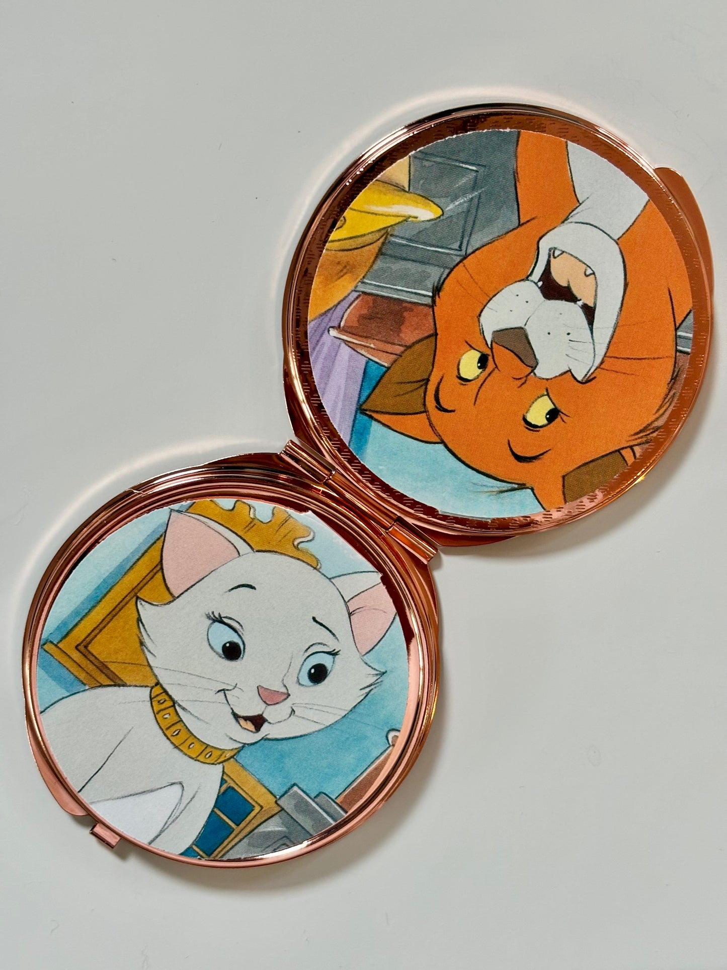 Duchess Mirror