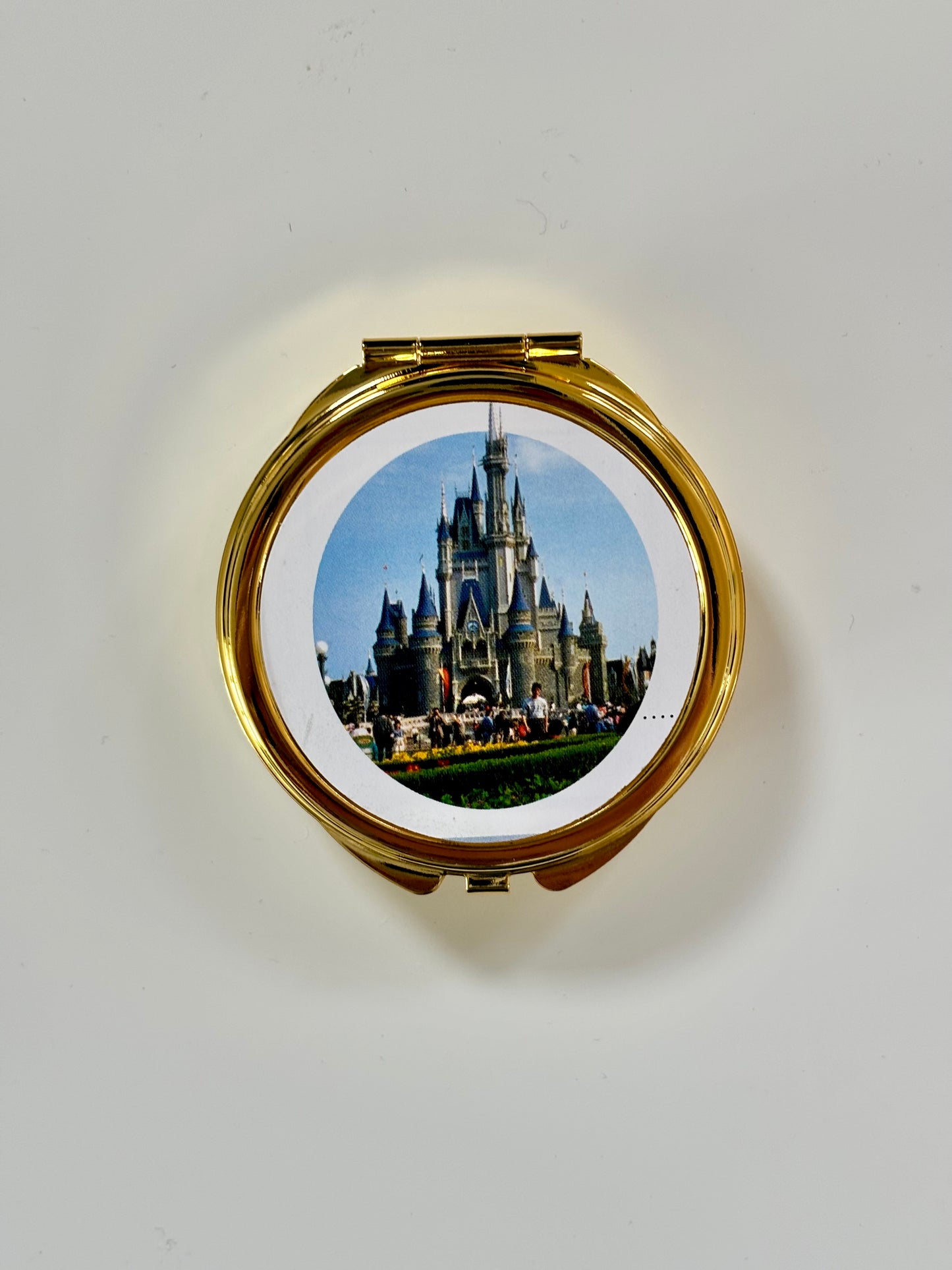 Castle Compact Container
