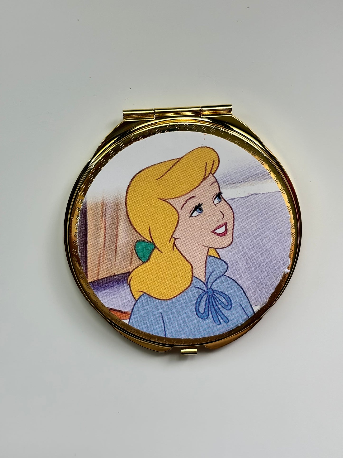 Cindy Sleepy Mirror