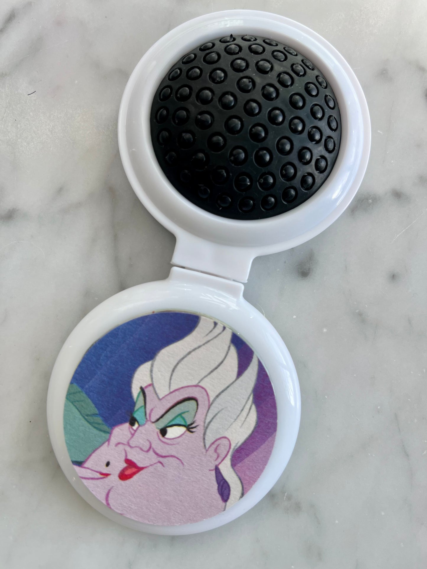 Ursula Compact Brush