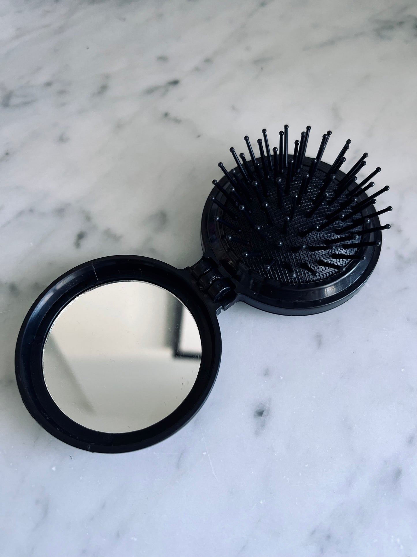 Evil Queen Compact Brush