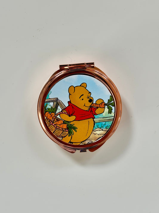 Carrot Pooh Compact Container