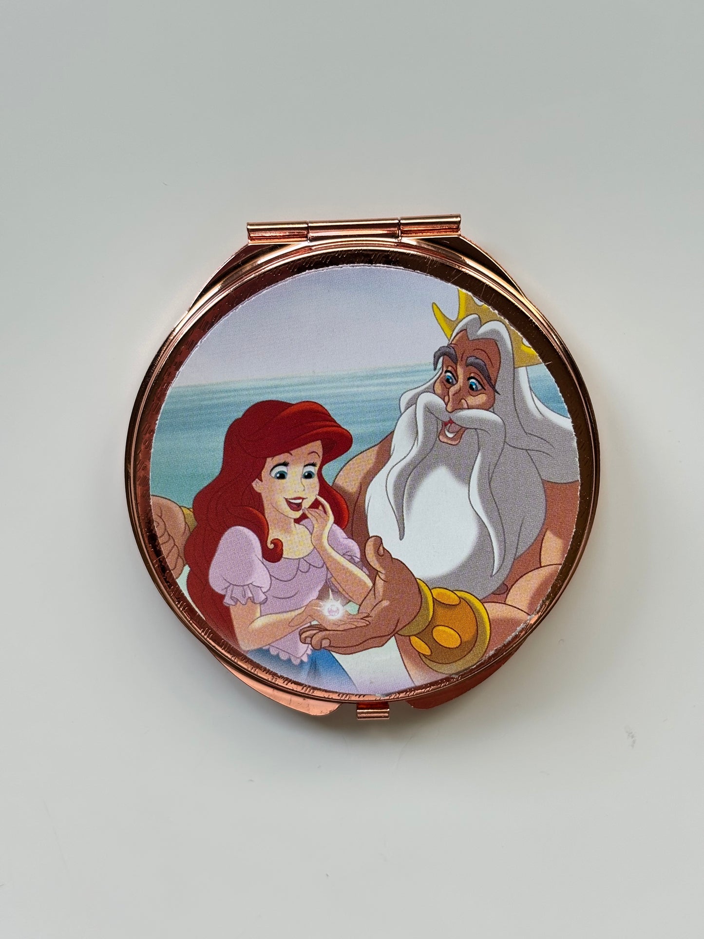 Ariel Fam Mirror