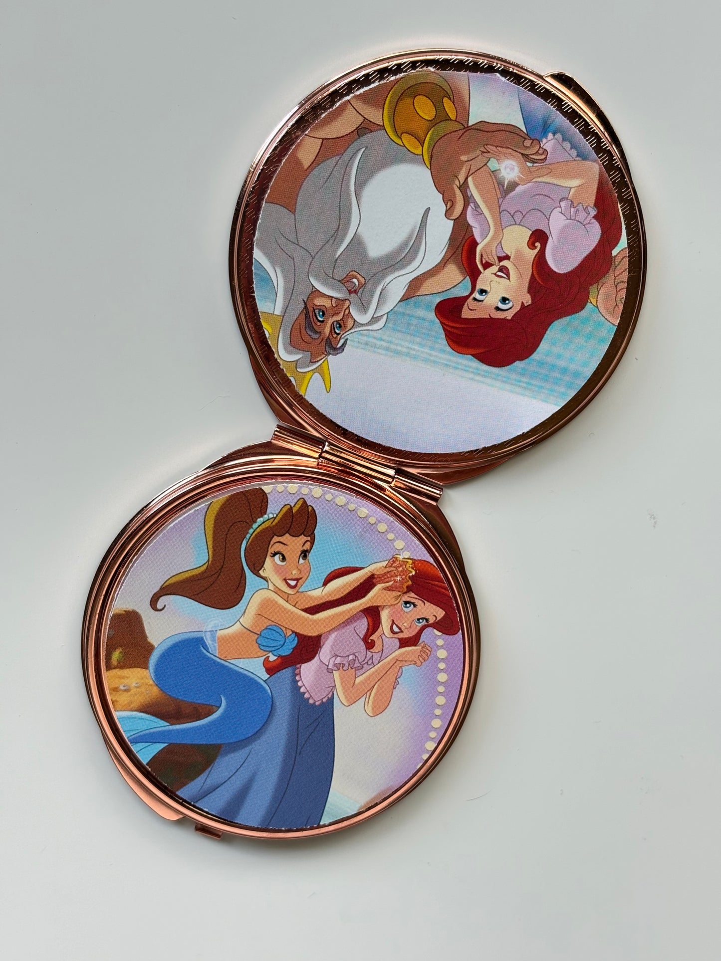 Ariel Fam Mirror